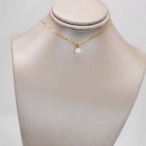 14k SOLID GOLD CHAIN WITH SOLID GOLD CZ STONE